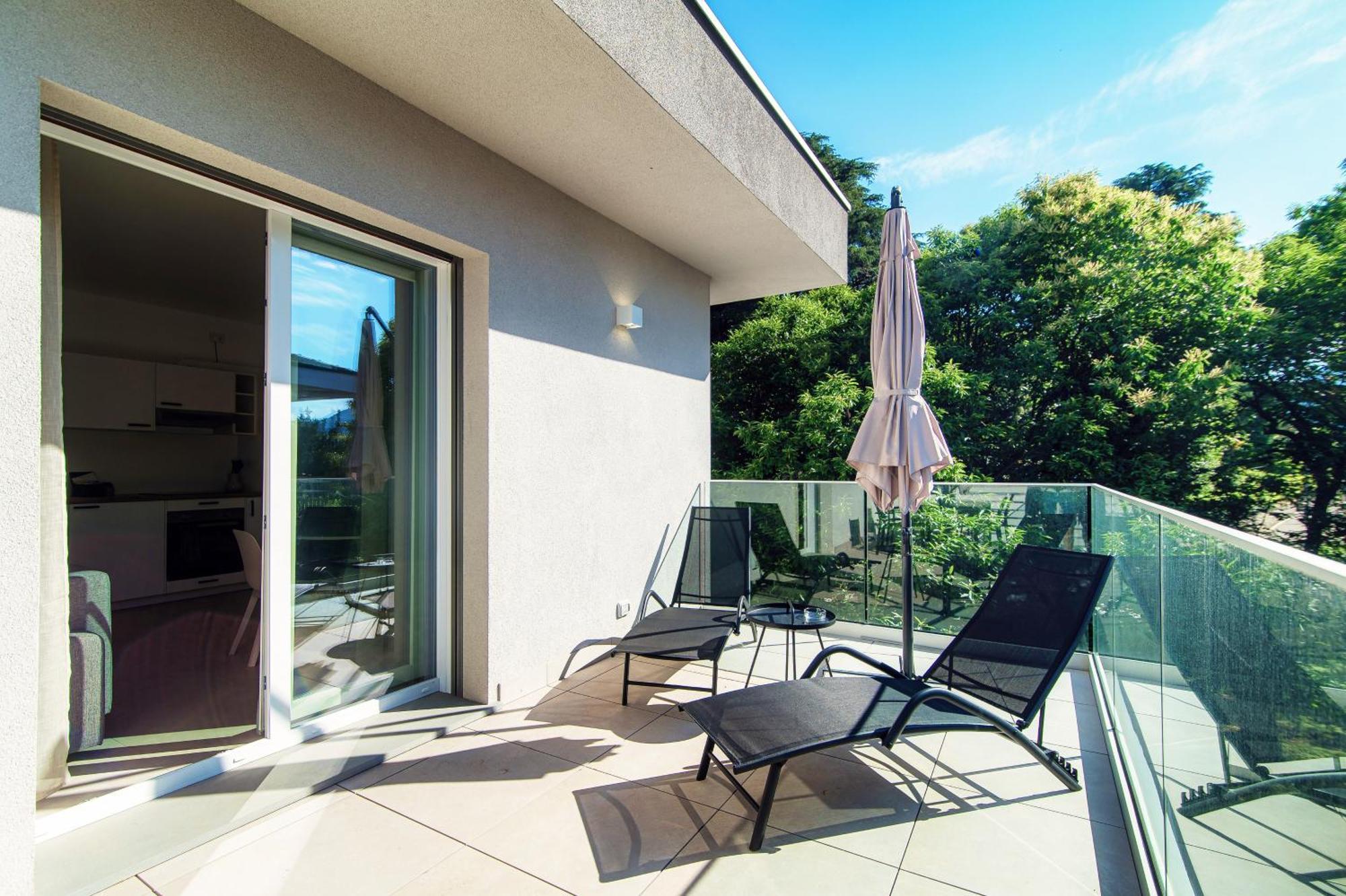 Lario Suite Apartments By Quokka 360 - With Parking Next To Como City Экстерьер фото