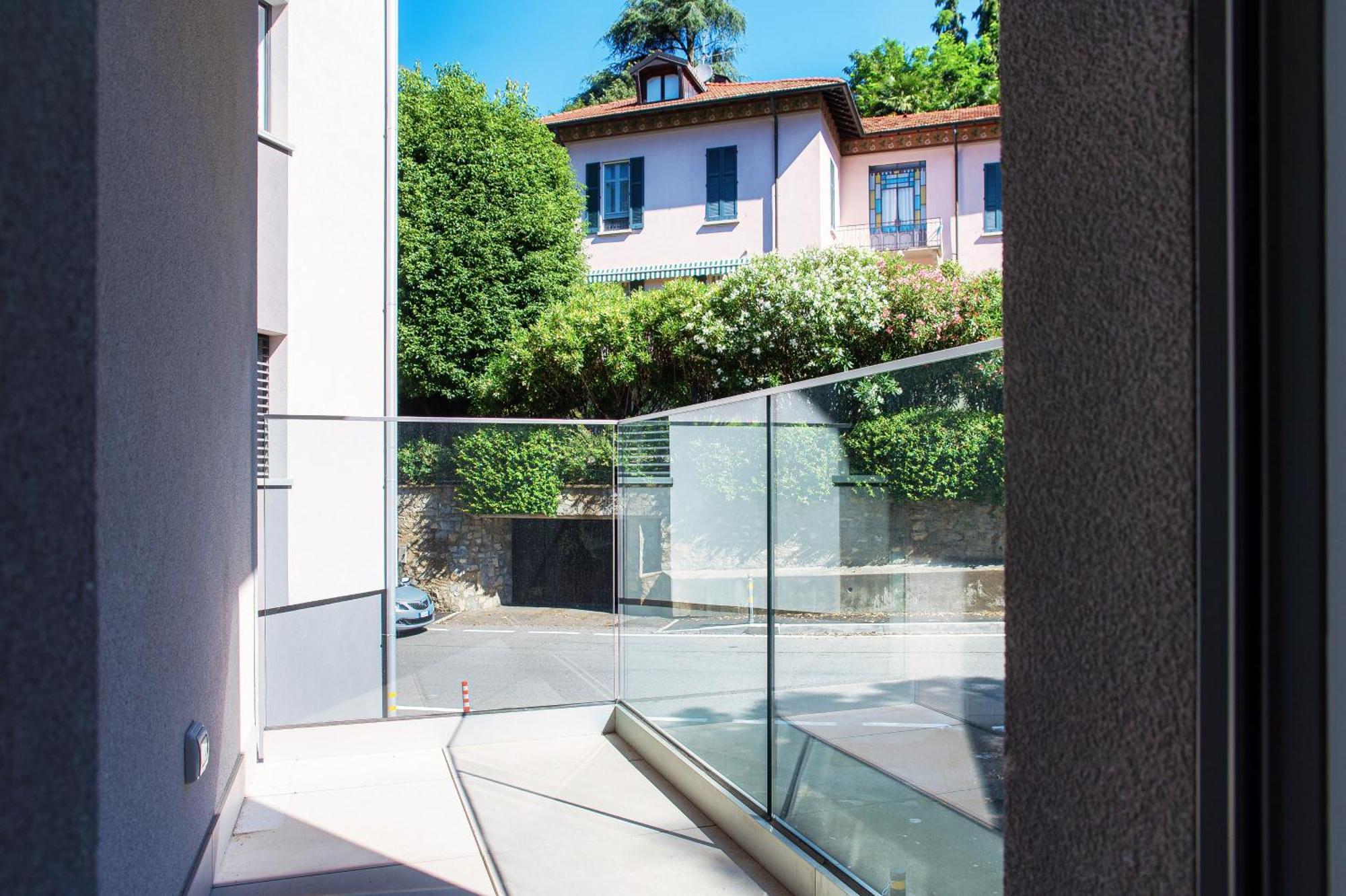 Lario Suite Apartments By Quokka 360 - With Parking Next To Como City Экстерьер фото