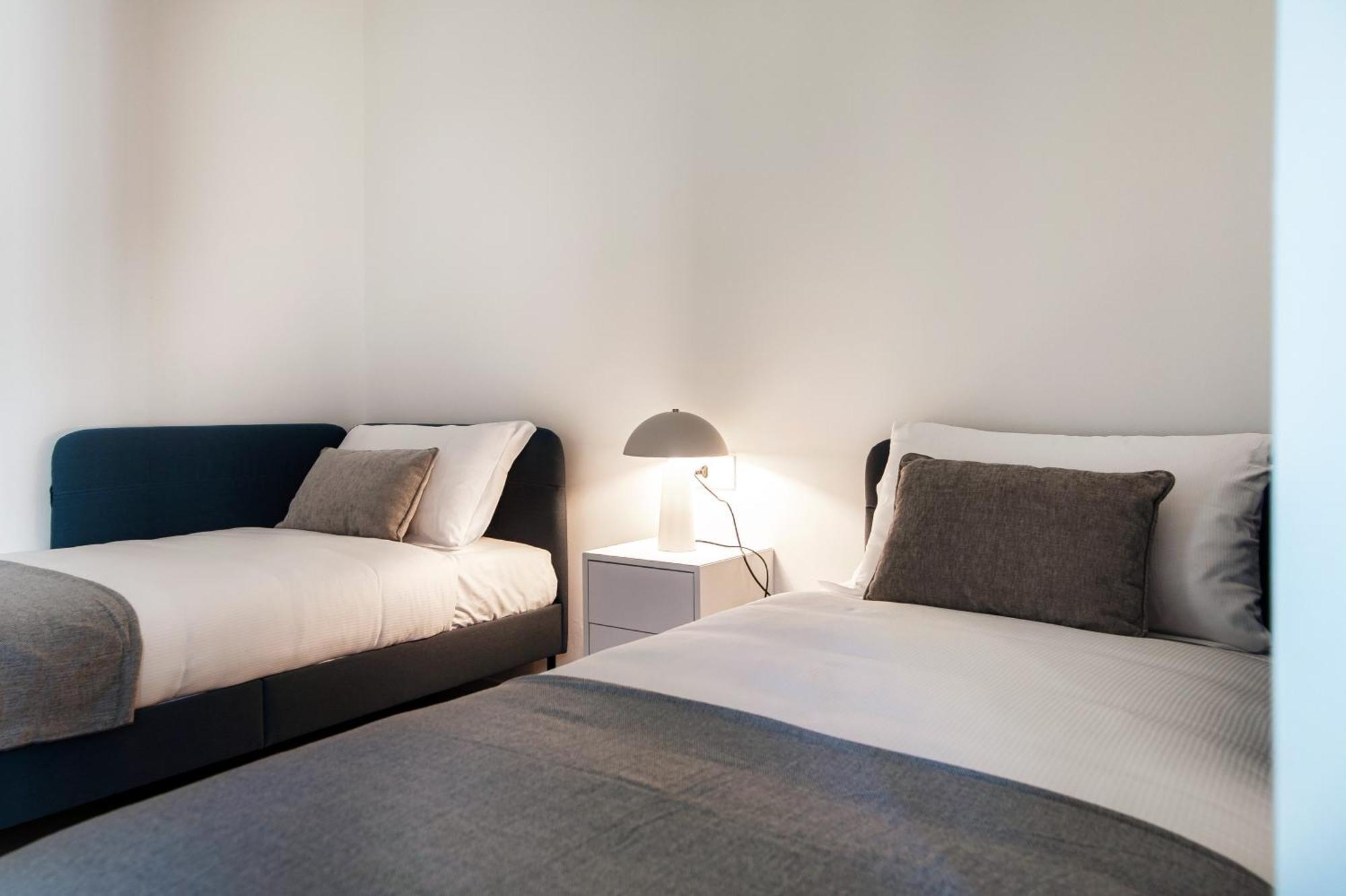Lario Suite Apartments By Quokka 360 - With Parking Next To Como City Экстерьер фото