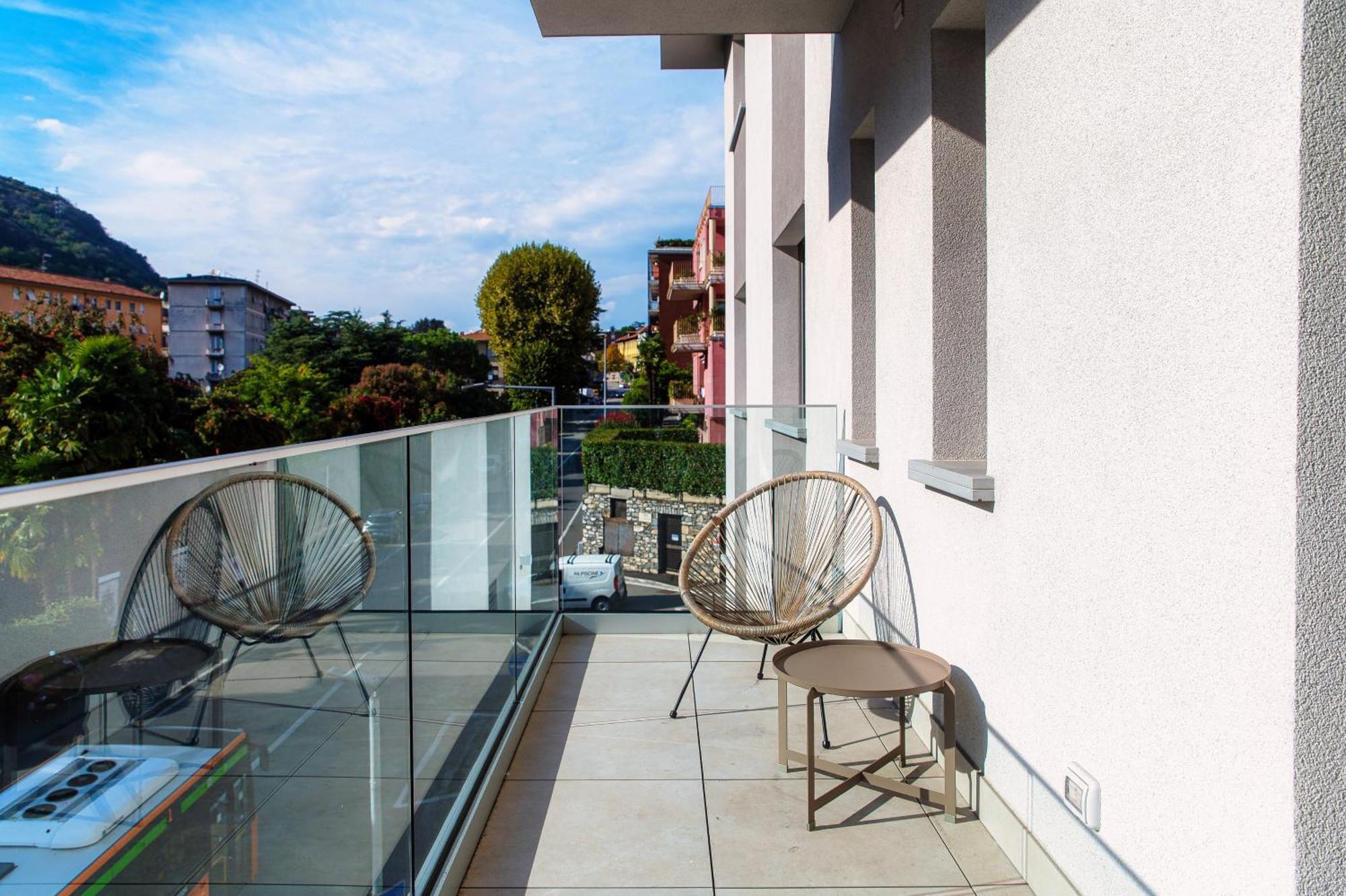 Lario Suite Apartments By Quokka 360 - With Parking Next To Como City Экстерьер фото